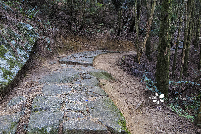 中国江西井冈山挑粮小道，黄洋界挑粮小道图片素材