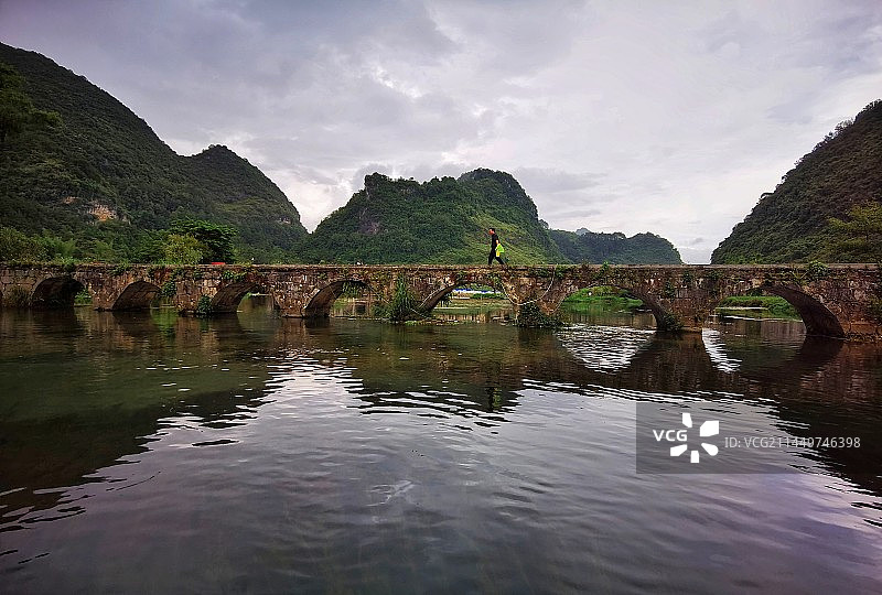 古桥幕色图片素材