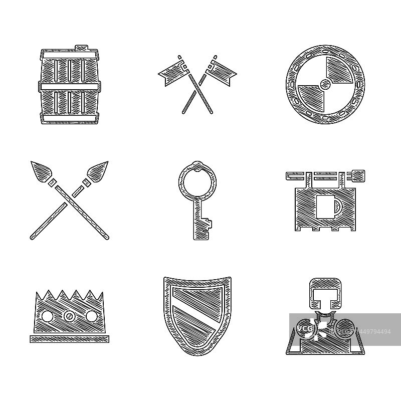 旧钥匙、盾牌、中世纪骑士与街道素材图片素材