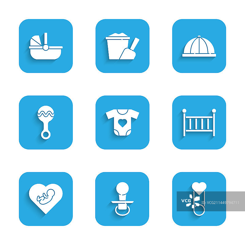 婴儿衣服奶嘴别针婴儿床套装图片素材