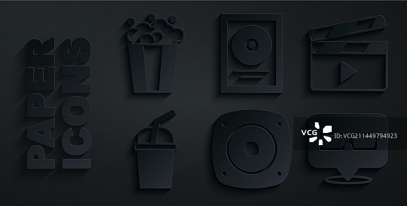 立体声音响电影场记板纸杯组合图片素材