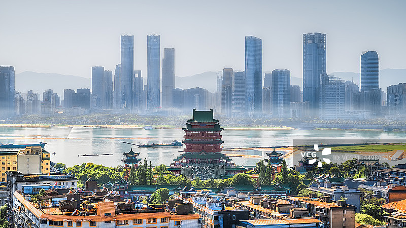 南昌滕王阁与红谷滩CBD图片素材