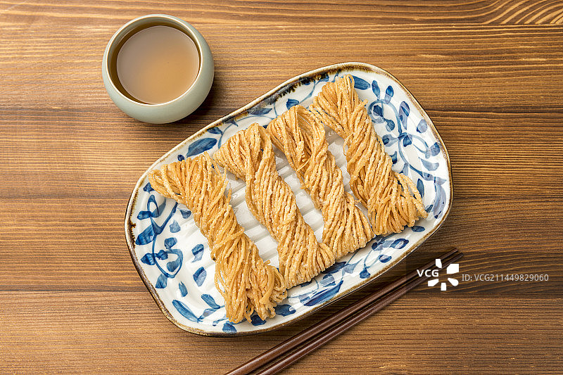 特色小吃油炸食品馓子特写图片素材