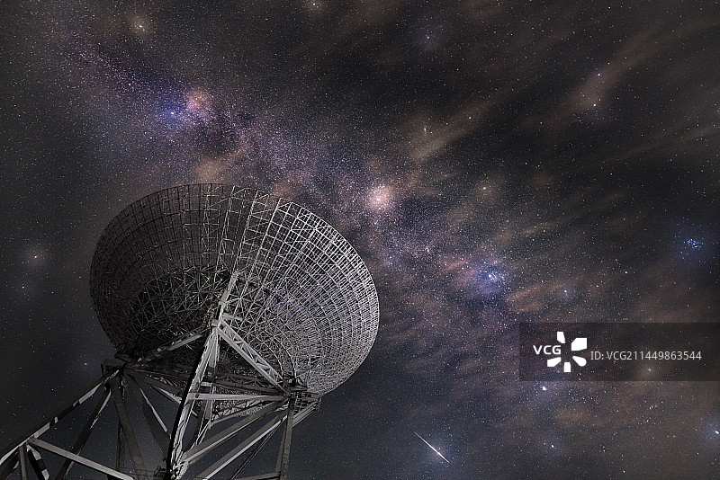 北京密云国家天文台拍摄英仙座流星雨图片素材