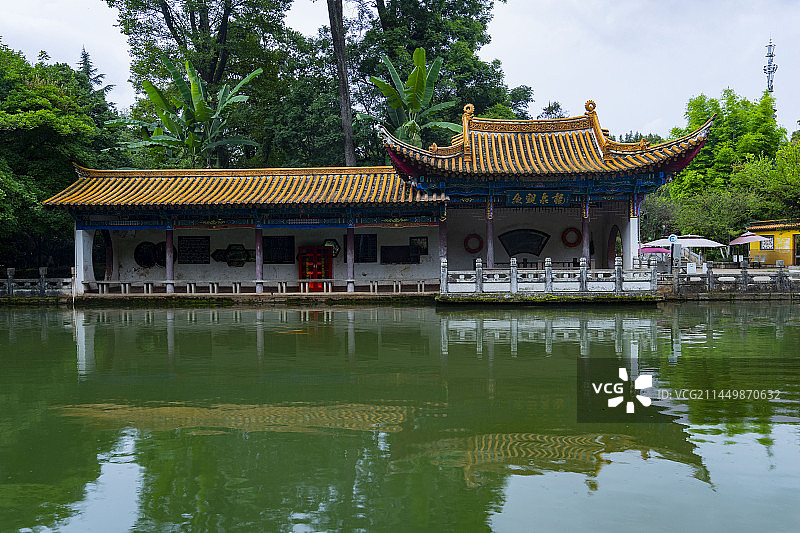 昆明黑龙潭公园清水潭图片素材