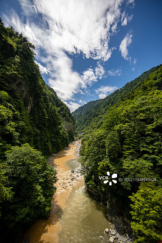 亚洲日本富山县黑部峡谷的风光图片素材