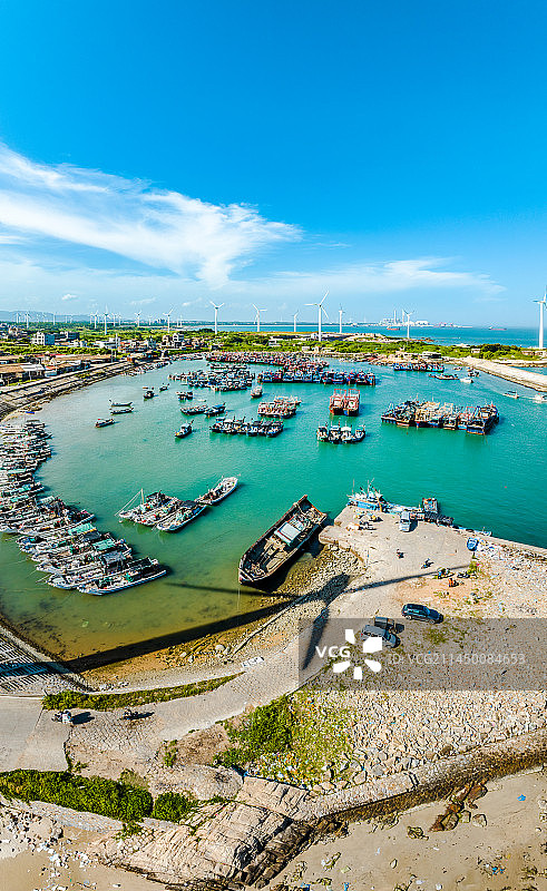 中国广东省揭阳市惠来县靖海镇资深港风车图片素材