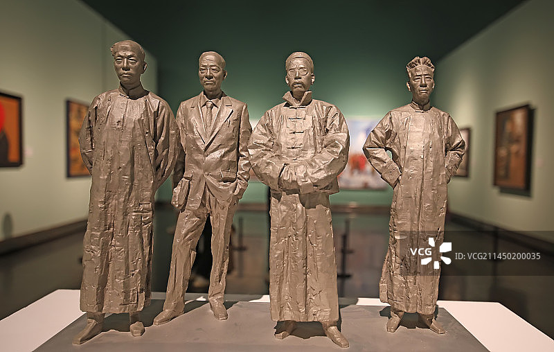 江苏美术馆油画雕塑四大导师图片素材