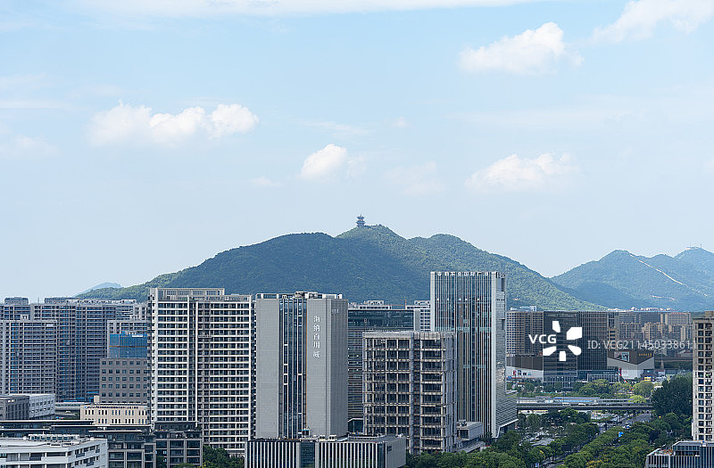 高视角杭州城北半山和上塘天际线图片素材