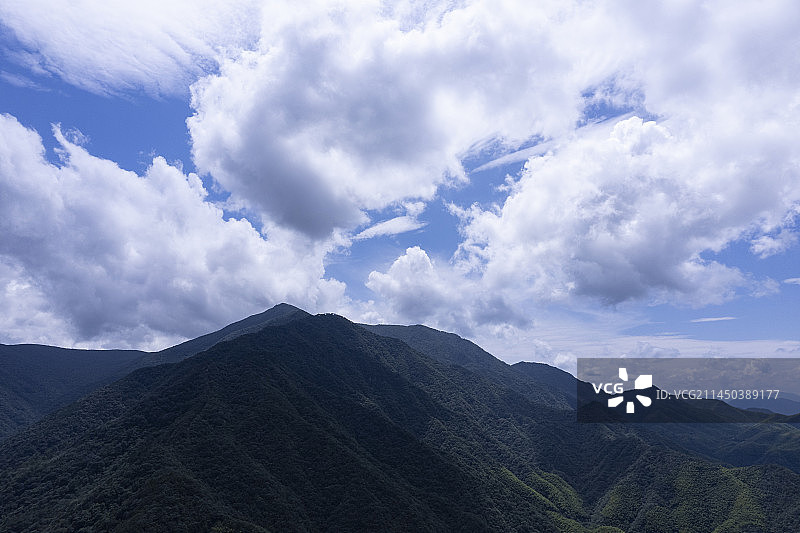 湖州安吉龙王山航拍风光图片素材