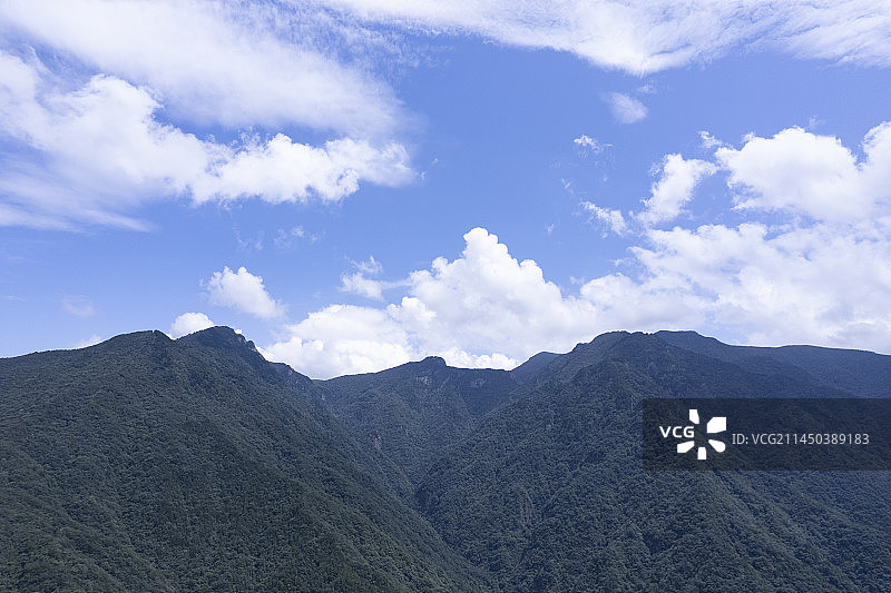 湖州安吉龙王山航拍风光图片素材