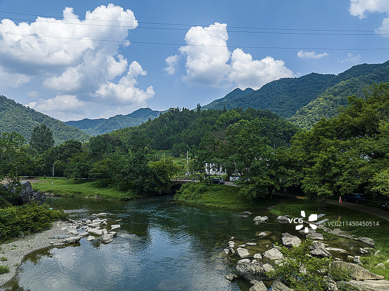 航拍安徽省池州市石台县怪潭漂流风景区图片素材