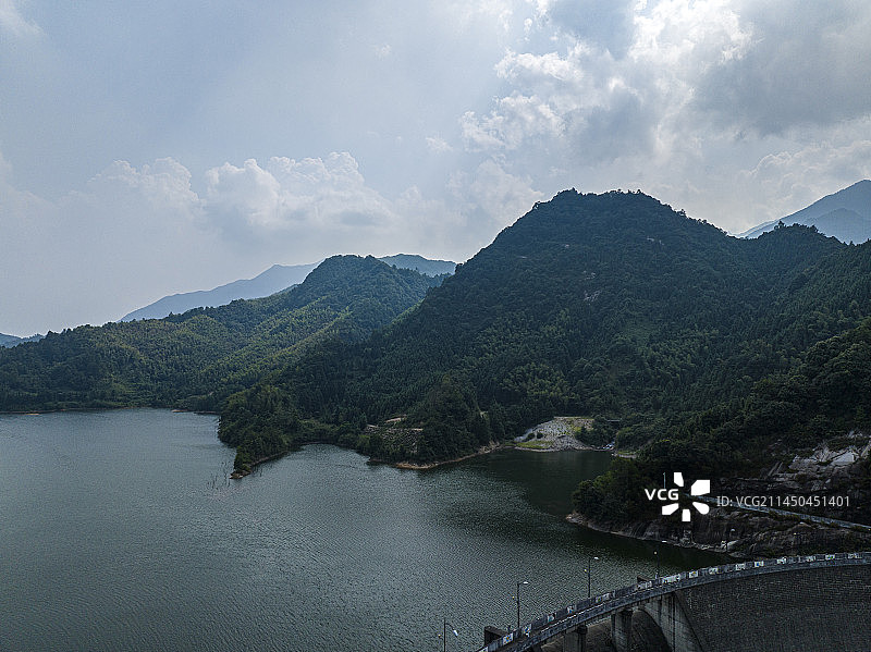 航拍安徽省池州市朱备镇将军湖风光图片素材