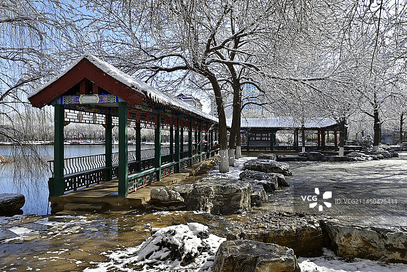 天津北宁公园雪景图片素材
