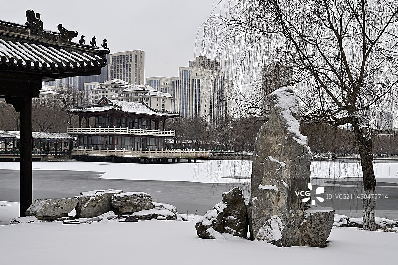 天津北宁公园雪景图片素材