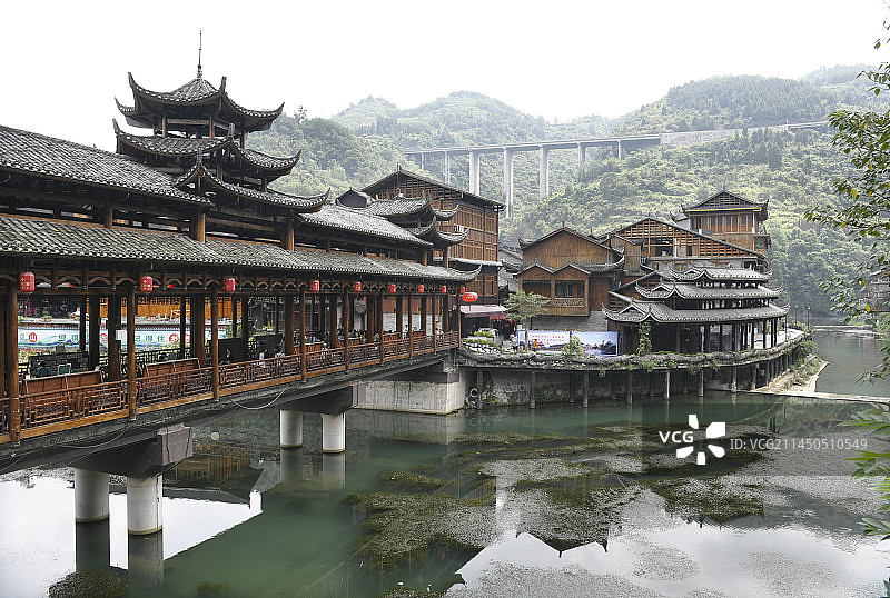 中国少数民族特色村寨：湖南省湘西土家族苗族自治州古丈县墨戎苗寨图片素材