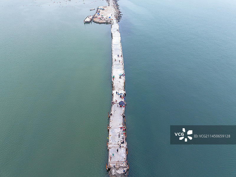 航拍东营孤东海堤图片素材