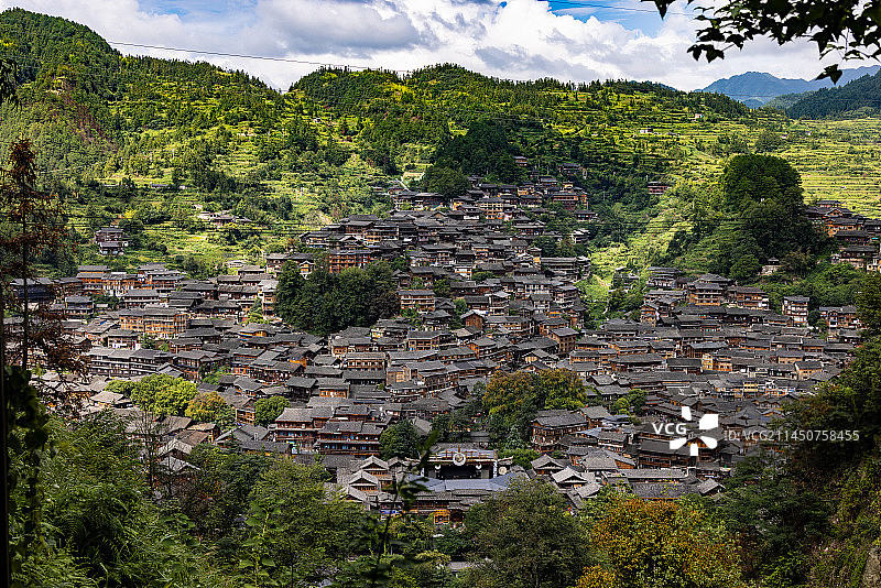 夏日午后的西江千户苗寨图片素材
