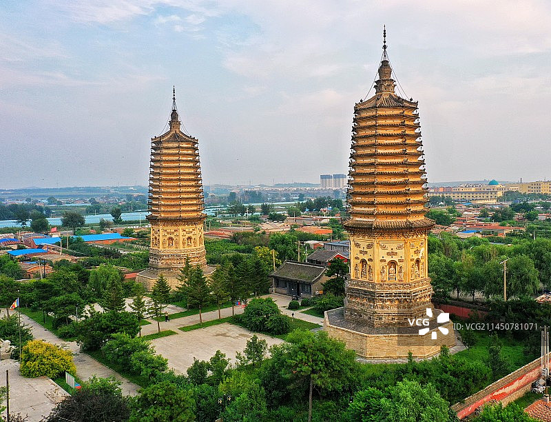 中国古塔/辽宁篇【崇兴寺双塔】4 位于辽宁省锦州市北镇市广宁镇古城内东北。图片素材