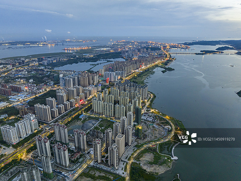 广西防城港市区夜景航拍图片素材