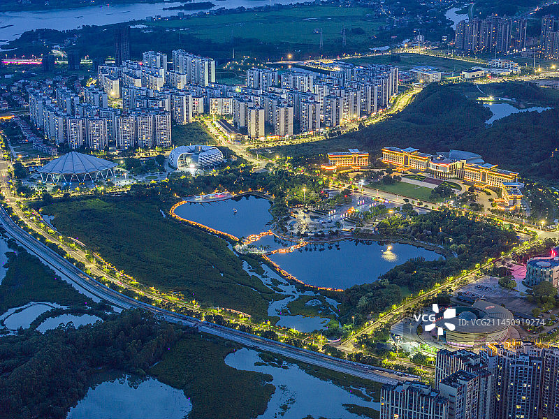 广西防城港市区夜景航拍图片素材