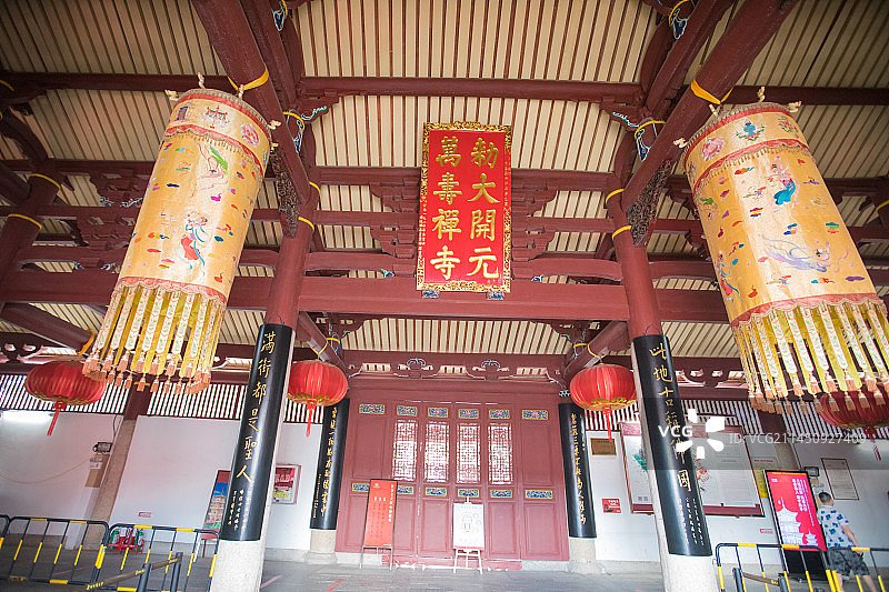 泉州开元寺东西塔麒麟壁弘一法师图片素材