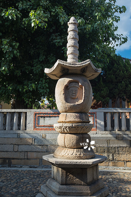 泉州开元寺东西塔麒麟壁弘一法师图片素材