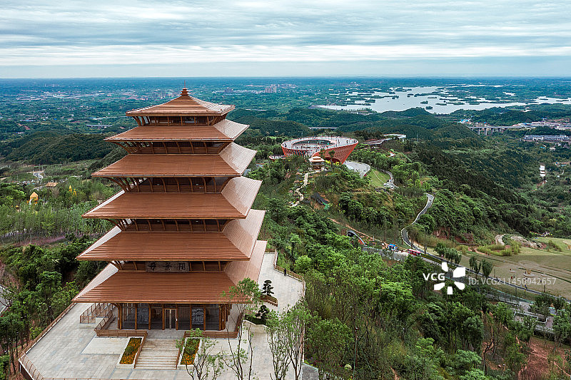 成都龙泉山城市森林公园丹景台图片素材
