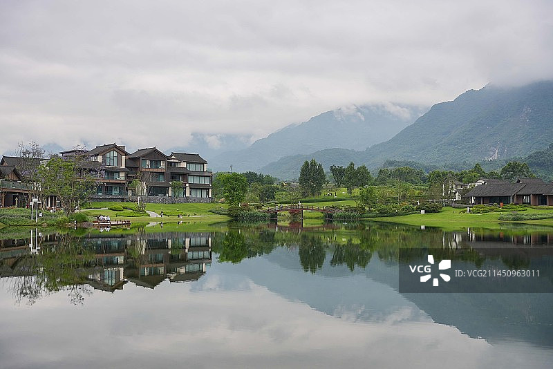 峨眉山高桥里图片素材