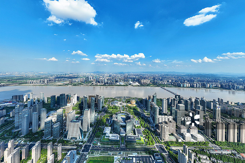 航拍杭州钱江新城与奥体中心图片素材