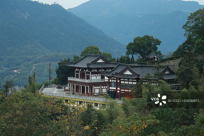 福建福州镜台山、烟霞阁、天王寺、金光禅寺、山脚下署前路街景以及俯拍视角下的宁德市区景观图片素材