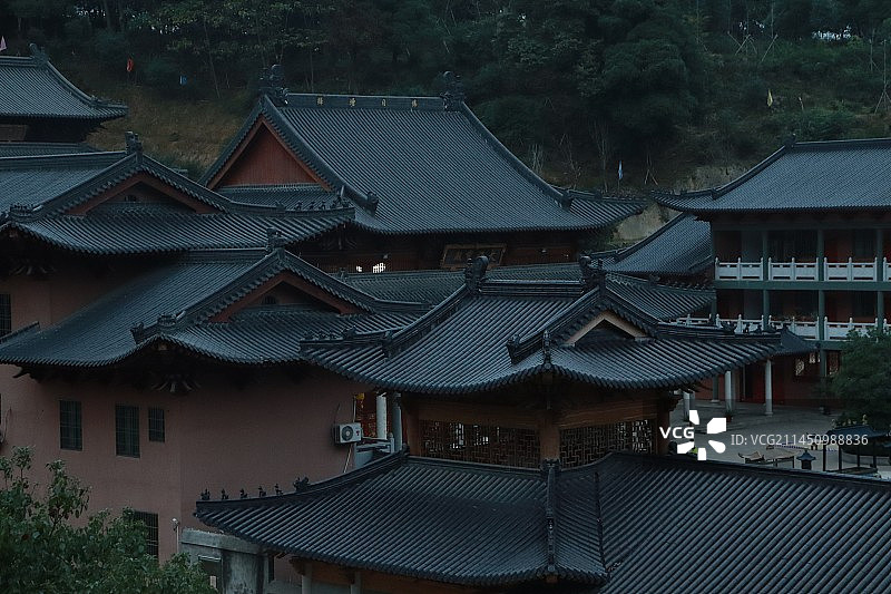 福建福州镜台山、烟霞阁、天王寺、金光禅寺、山脚下署前路街景以及俯拍视角下的宁德市区景观图片素材