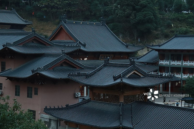 福建福州镜台山、烟霞阁、天王寺、金光禅寺、山脚下署前路街景以及俯拍视角下的宁德市区景观图片素材