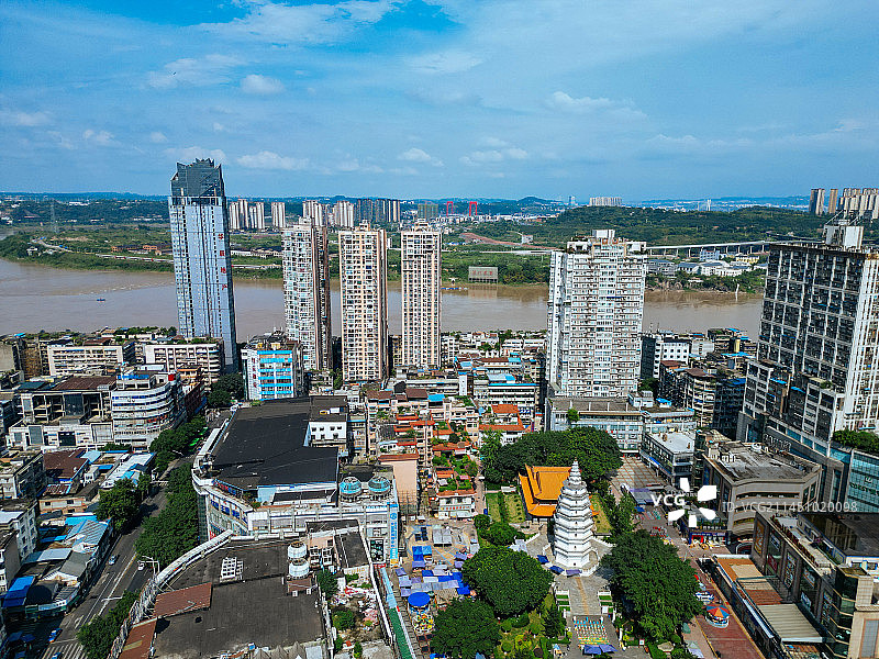 泸州 电视塔 报恩塔 东门口 摩尔国际酒店 沱江一桥 江阳区 国窖大桥图片素材