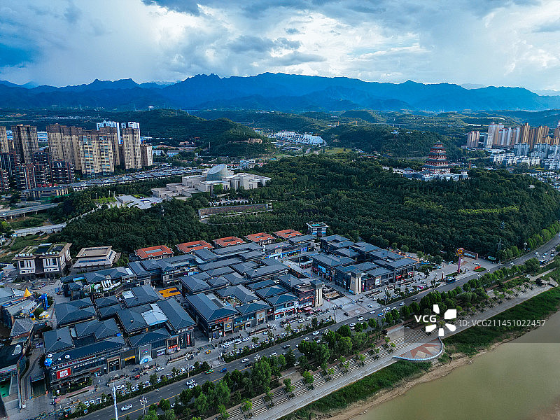 宝鸡 宝鸡大剧院 国金中心 银泰 青铜器博物院 秦文化广场 石鼓阁图片素材