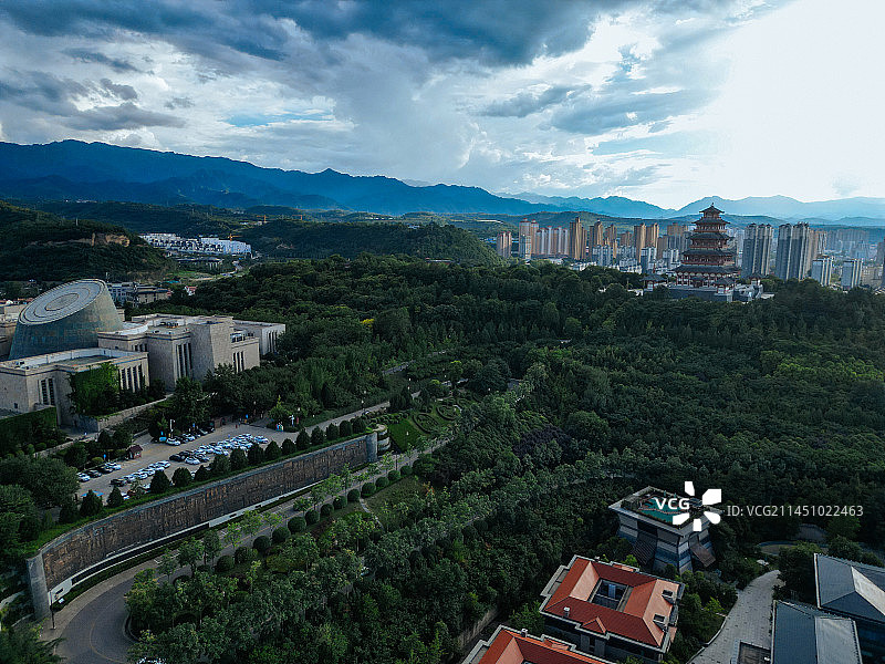 宝鸡 宝鸡大剧院 国金中心 银泰 青铜器博物院 秦文化广场 石鼓阁图片素材