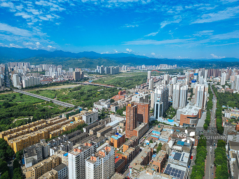 宝鸡 航拍 金台观 金台区 渭河公园 胜利大桥 人民公园 体育馆 金渭大桥 文化艺术中心图片素材