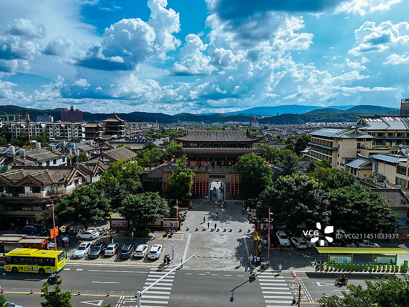 楚雄 市民广场 龙江公园 体育馆 博物馆 楚雄师范 十月太阳历文化园 彝人古镇图片素材