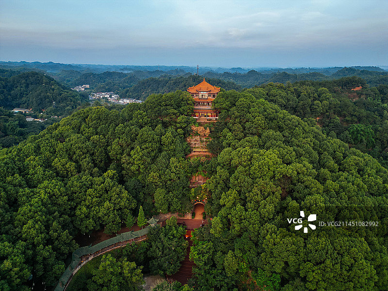乐山 乐山大佛 灵宝塔 桂华寺  旅游广场 会江门图片素材
