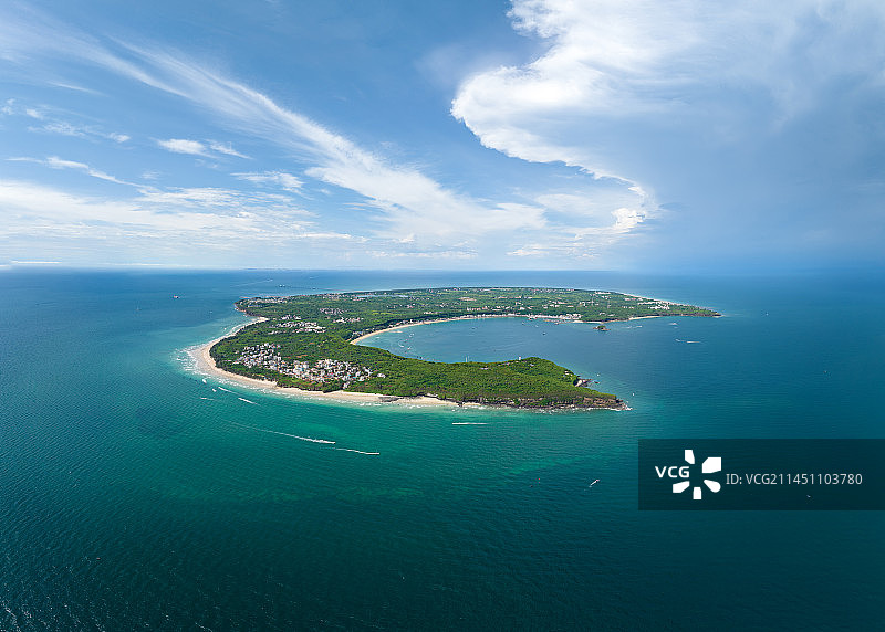 涠洲岛西南面全景蓝天图片素材