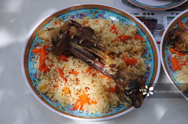 新疆羊肉抓饭图片素材