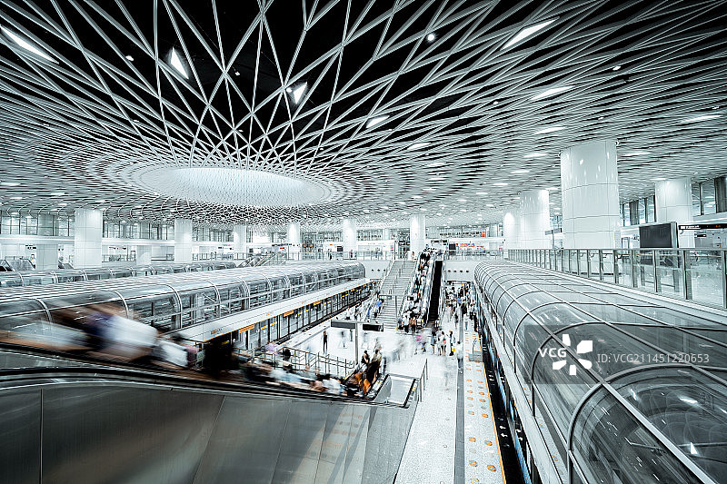 中国广东深圳福田岗厦北地铁站"深圳之眼"图片素材