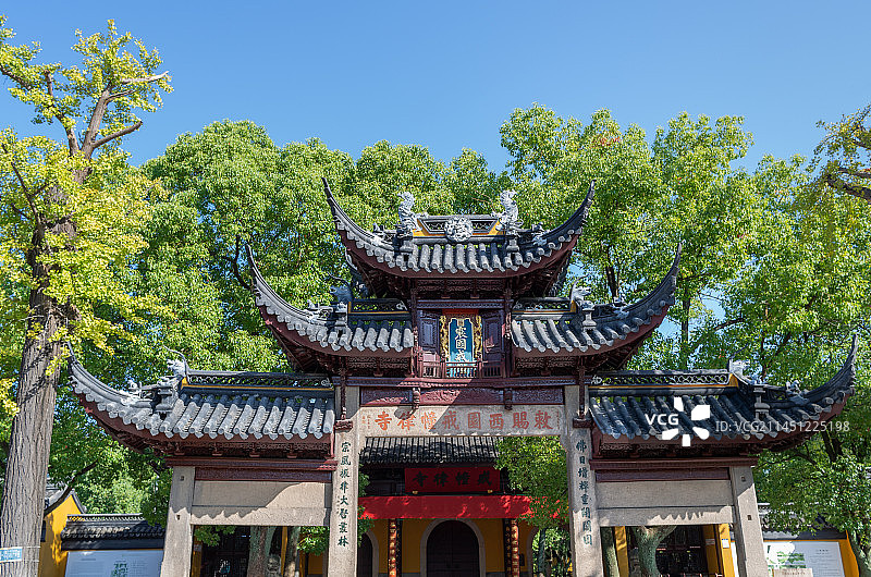 江苏省苏州市，西园寺山门建筑图片素材