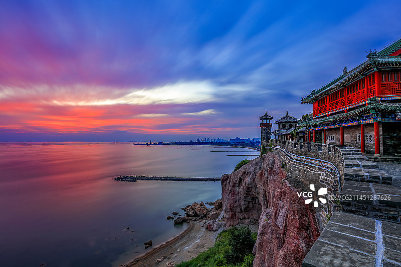 城市风光--山东烟台蓬莱阁朝霞景色图片素材