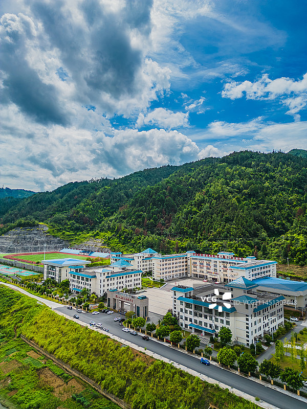 贵州榕江县航拍榕江第三高级中学图片素材