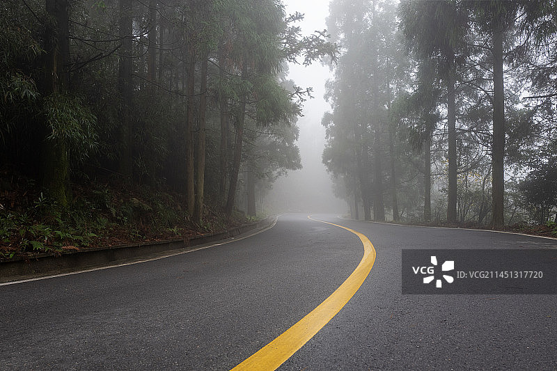 路线拍摄于福建福州鼓岭图片素材