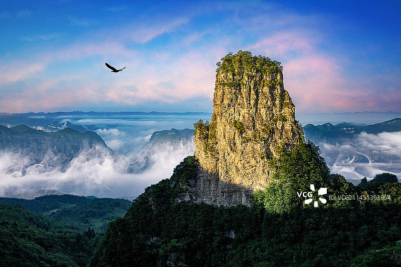 峡谷一掌图片素材