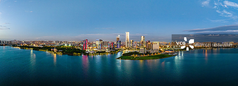 苏州工业园区，独墅湖景区，月亮湾图片素材