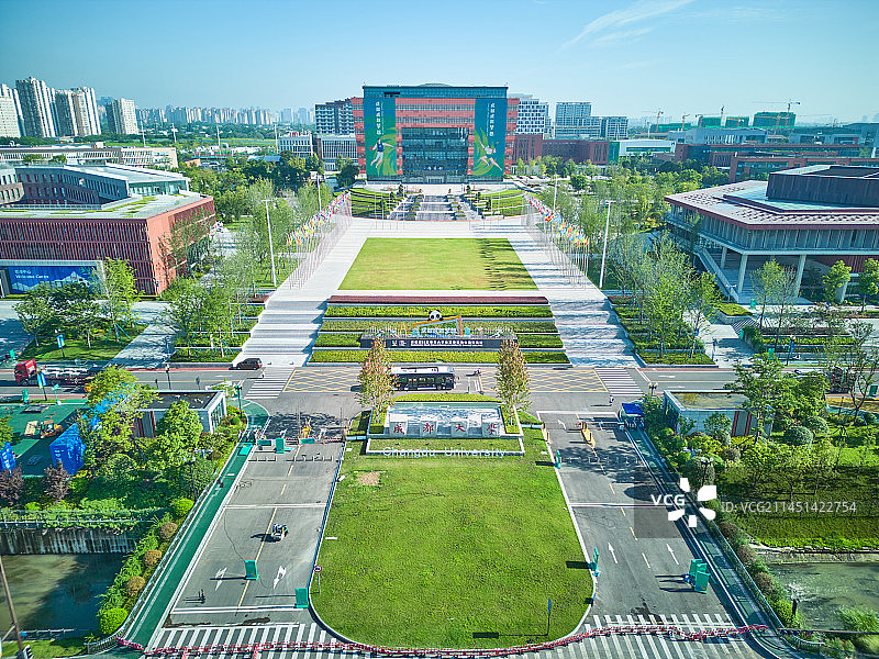 成都大学航拍视角图片素材