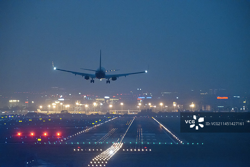 成都双流国际机场飞机起降图片素材